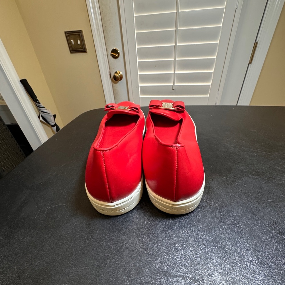 Salvatore Ferragamo size 7.5 C red leather Novello slip on ballet flat Italy - Picture 9 of 12